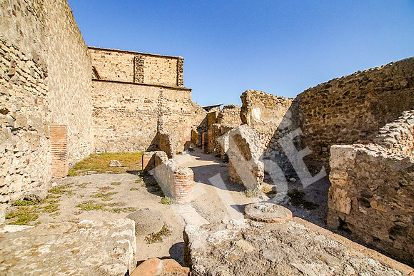 ItalyPompeii_059_091215