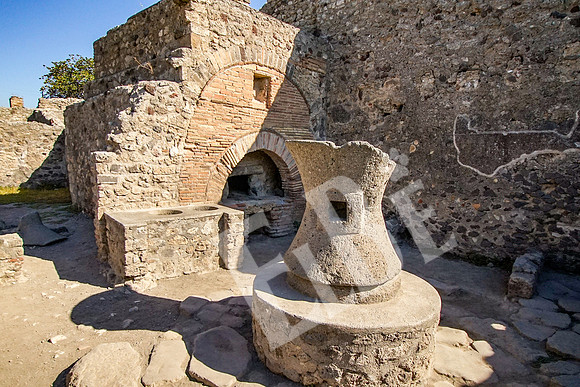 ItalyPompeii_068_091215