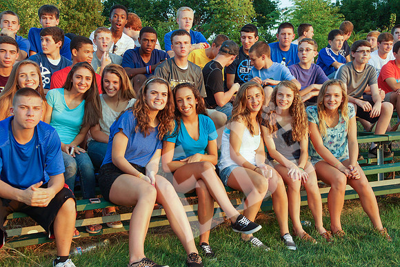 YC13FblFans_006_20130830