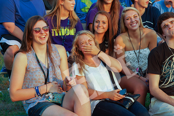 YC13FblFans_005_20130830