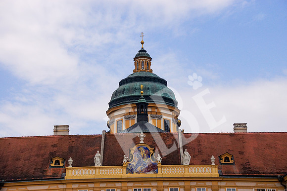 705_069_Melk