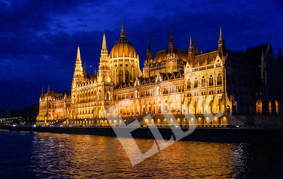 702_142_Budapest