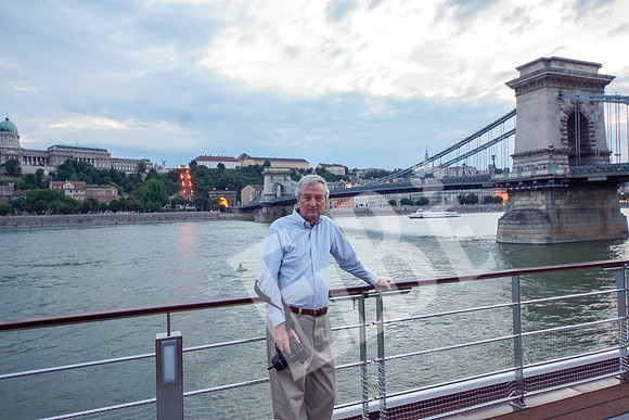 702_124_Budapest