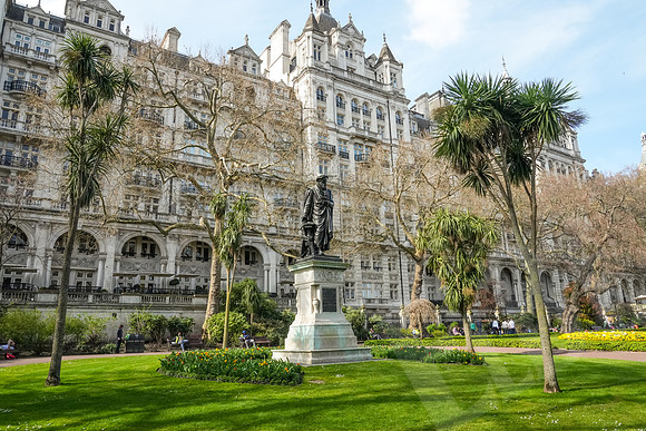 London_079_032522