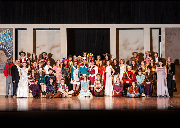 AnnieGunCast_055_021915-8x10l