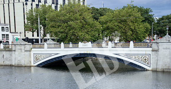 Ireland_947_20110804