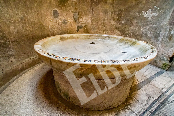 ItalyPompeii_055_091215
