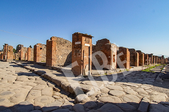 ItalyPompeii_033_091215